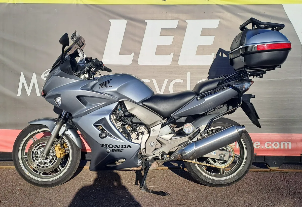 2011 HONDA CBF1000 - Image 3