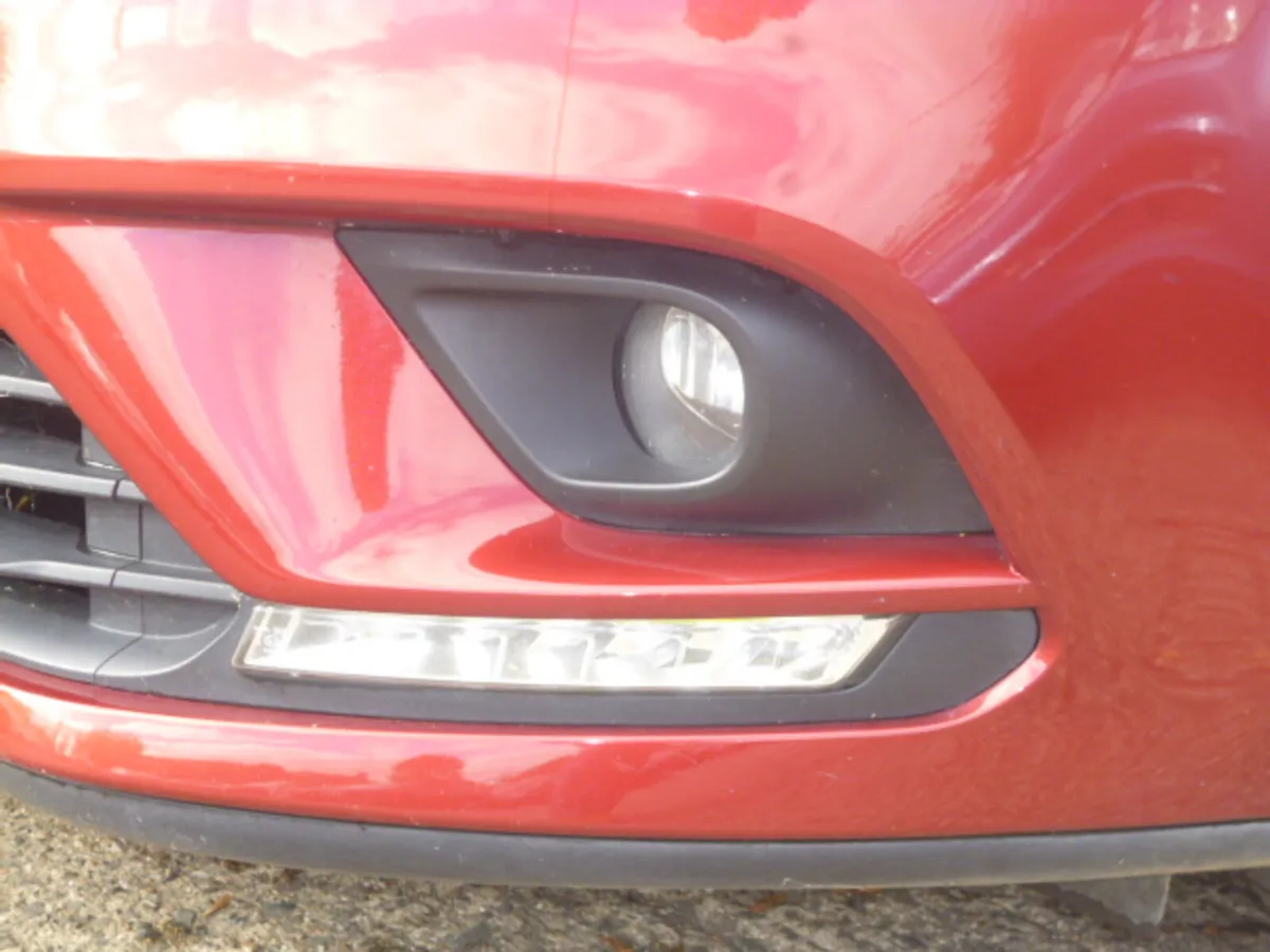 Renault Clio Dynamique Nav 0.9 litre 2019 - Image 4