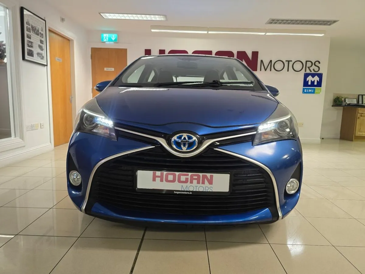 Toyota Yaris Hybrid Excel Automatic - Image 2