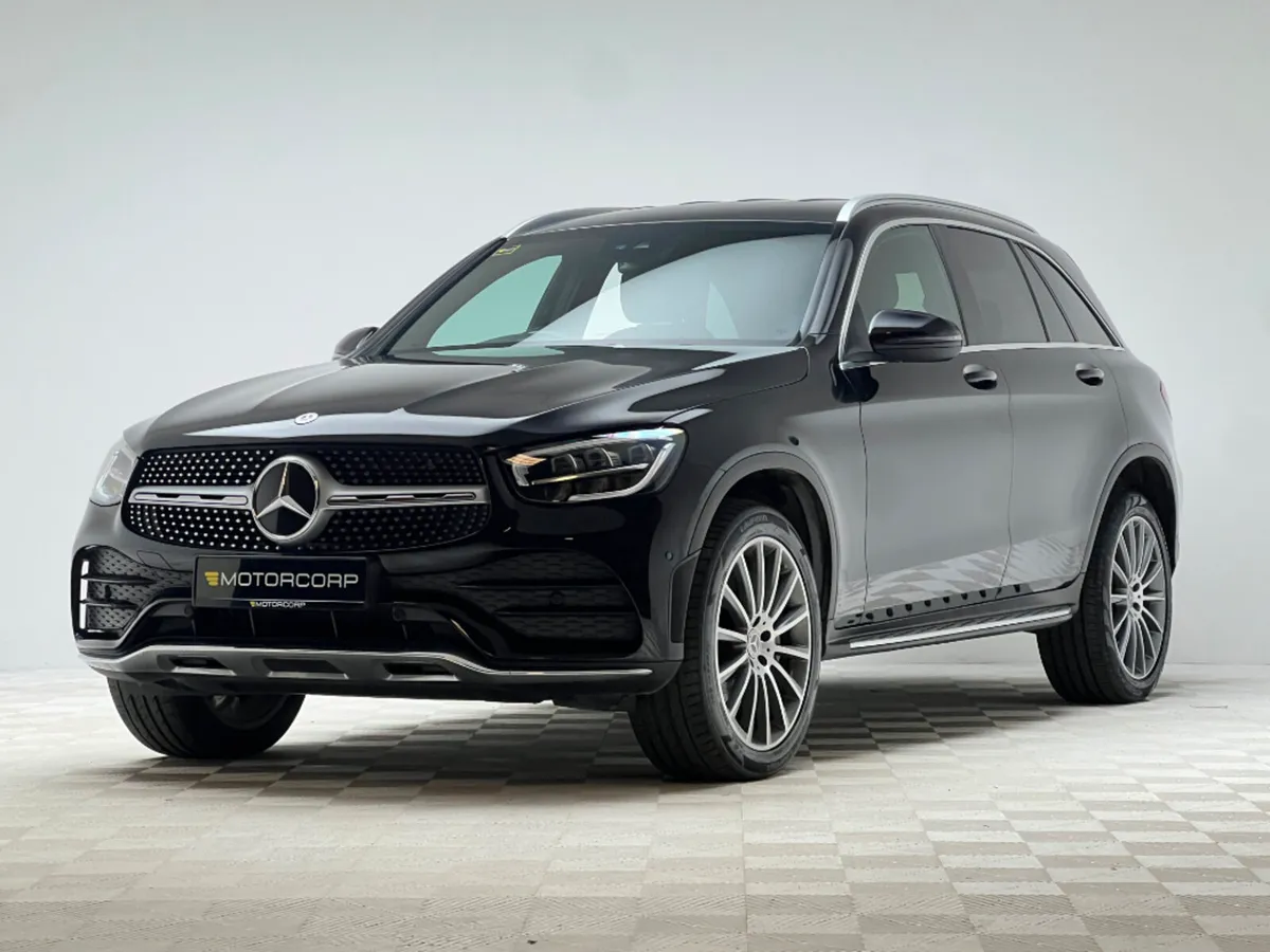 Mercedes-Benz GLC 300DE AMG LINE PREMIUM - Image 3