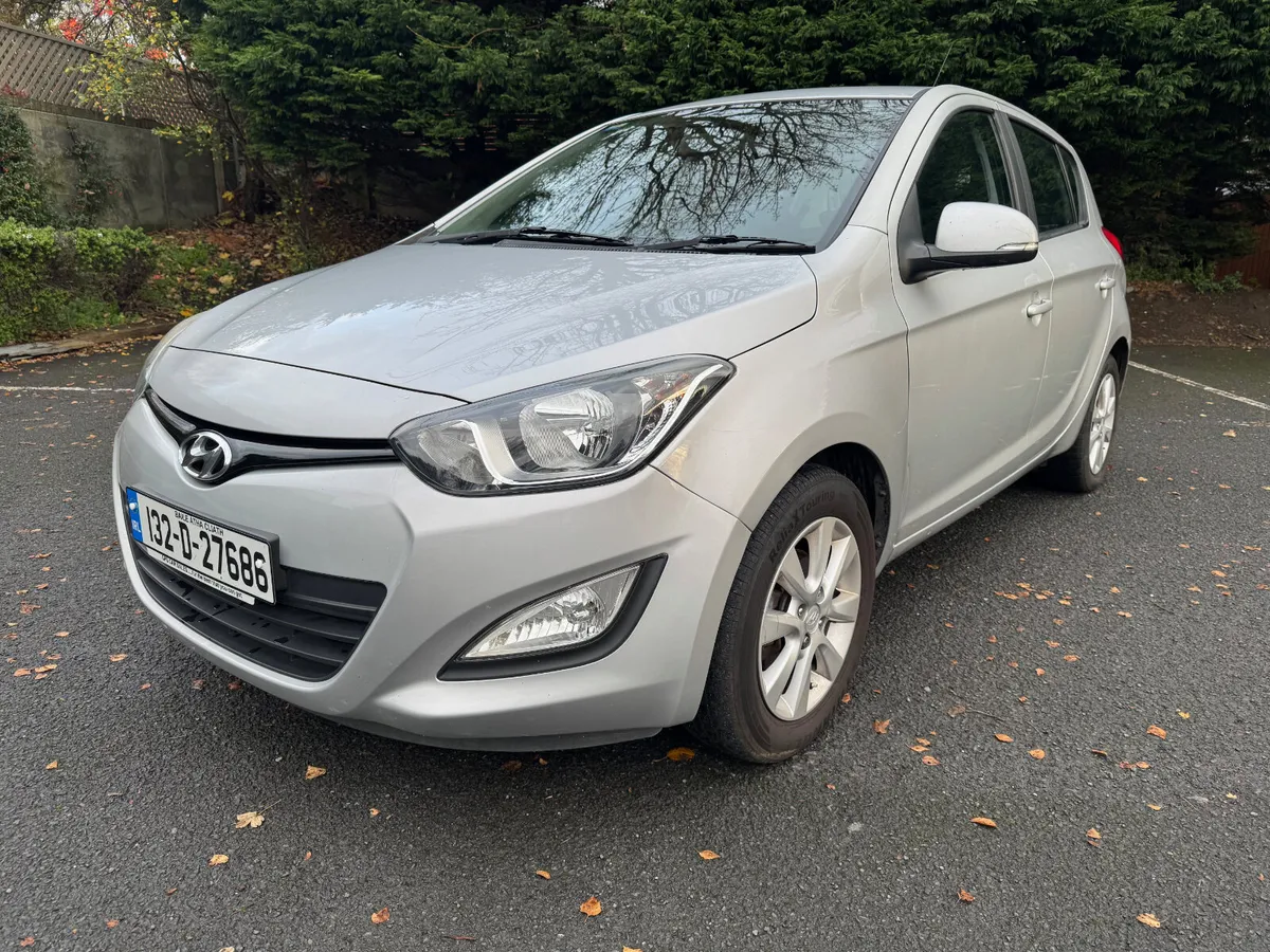 Hyundai i20 in excellent cond & warranty - Image 2