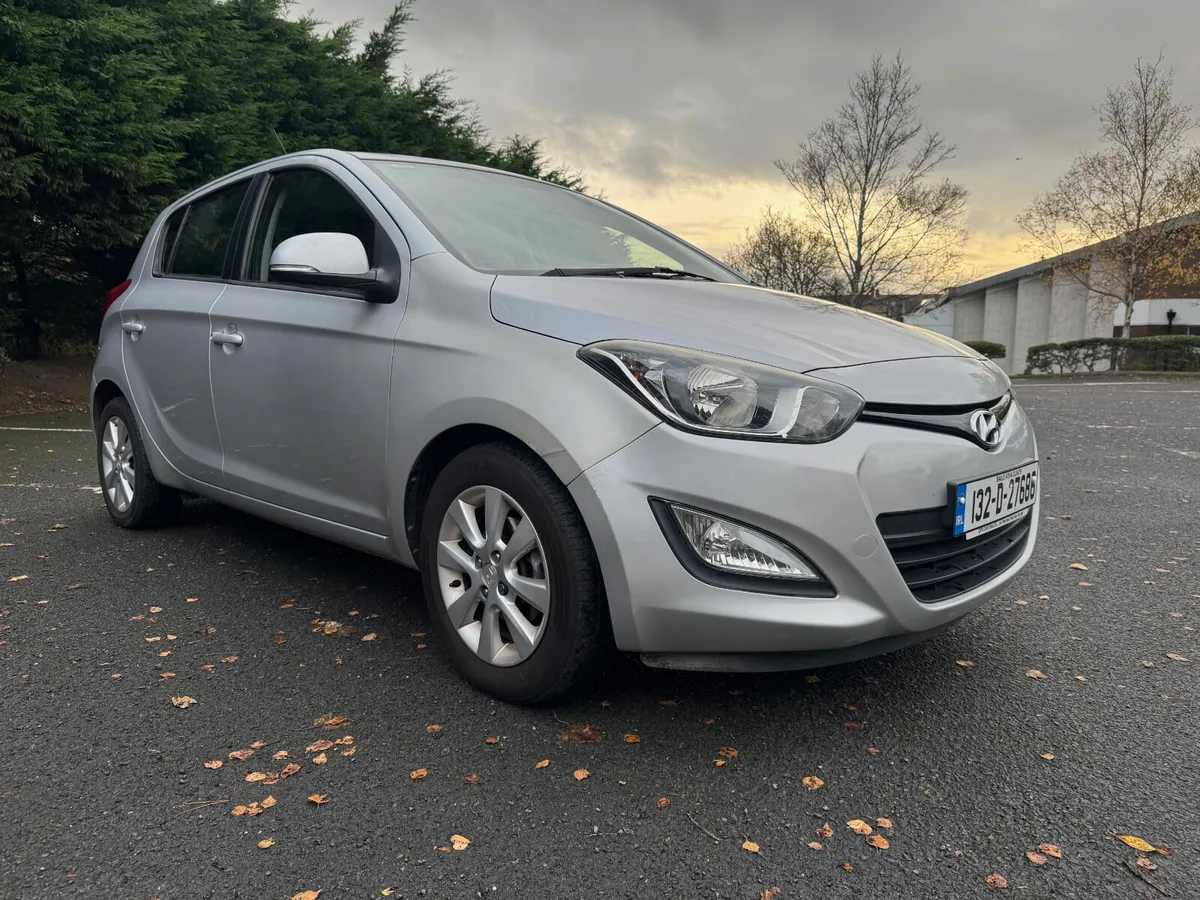Hyundai i20 in excellent cond & warranty - Image 1