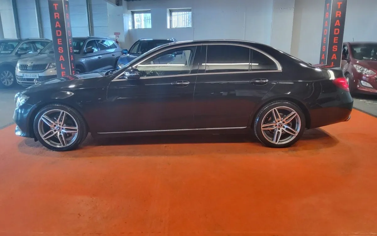 Mercedes-Benz E-Class E 220 D SE Premium - Image 3