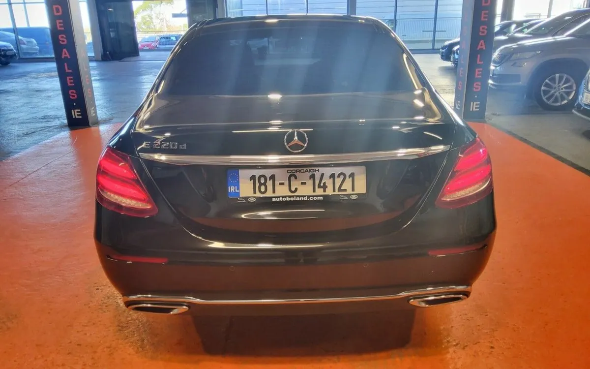 Mercedes-Benz E-Class E 220 D SE Premium - Image 4
