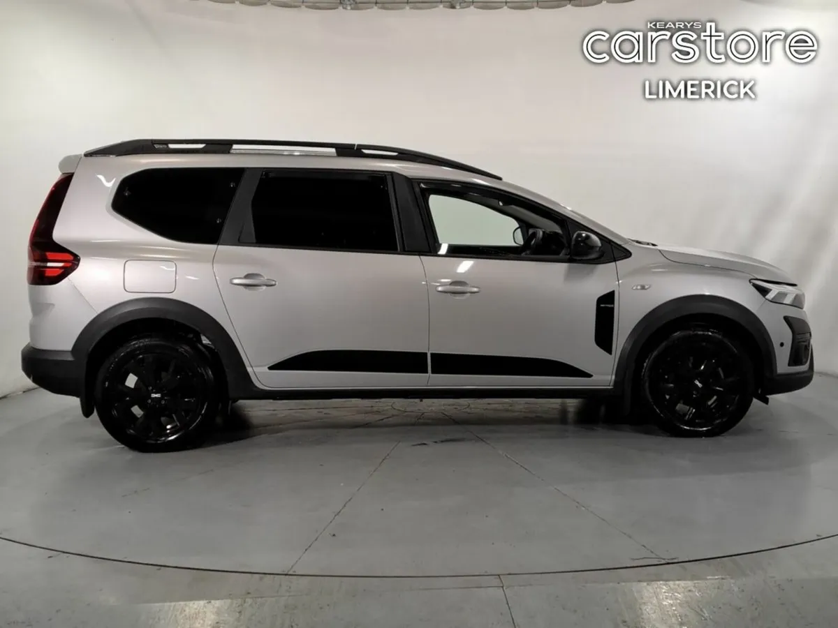 Dacia Jogger TCe 110 Extreme SE - Image 2