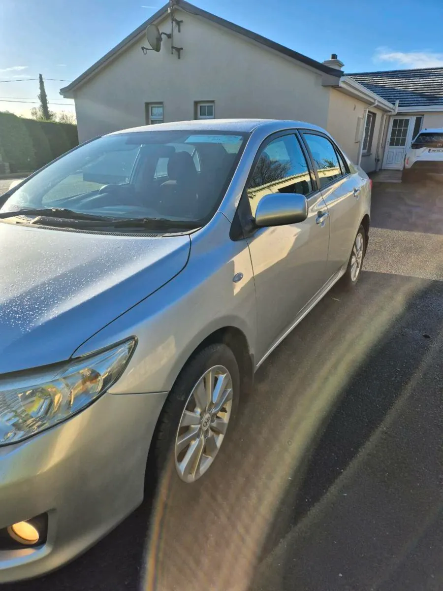 08 toyota corolla - Image 2