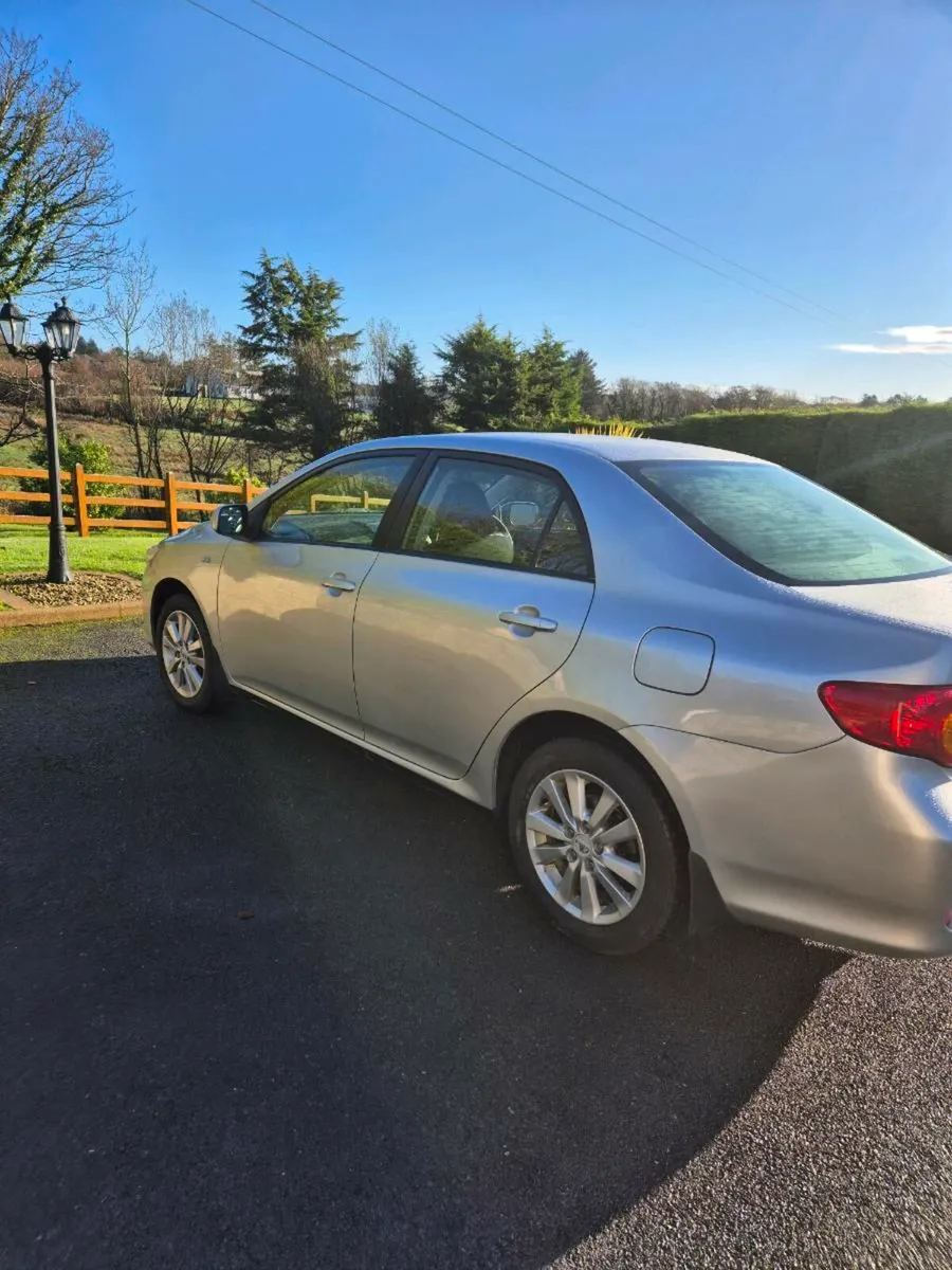 08 toyota corolla - Image 3