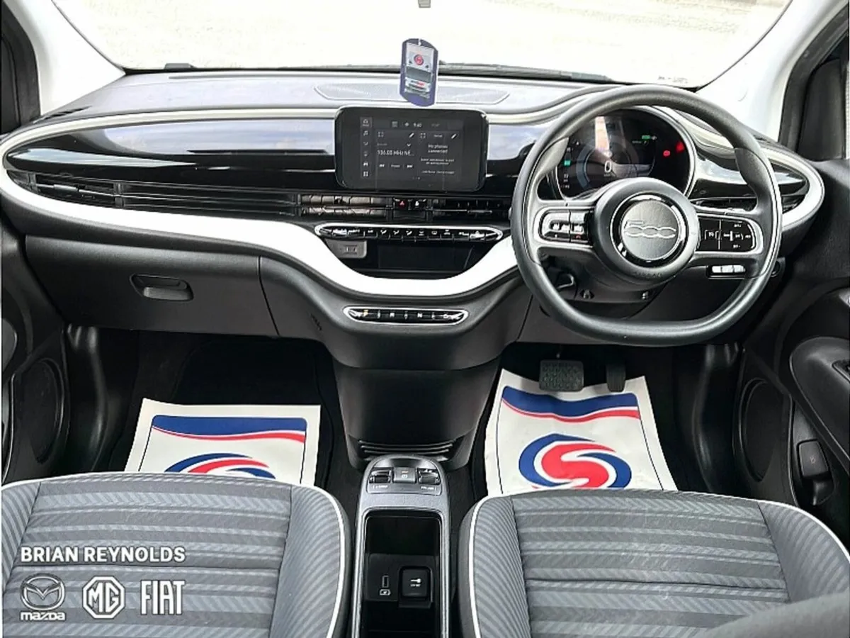 Fiat 500e 500 BEV Passion 42KW 118HP - Image 3