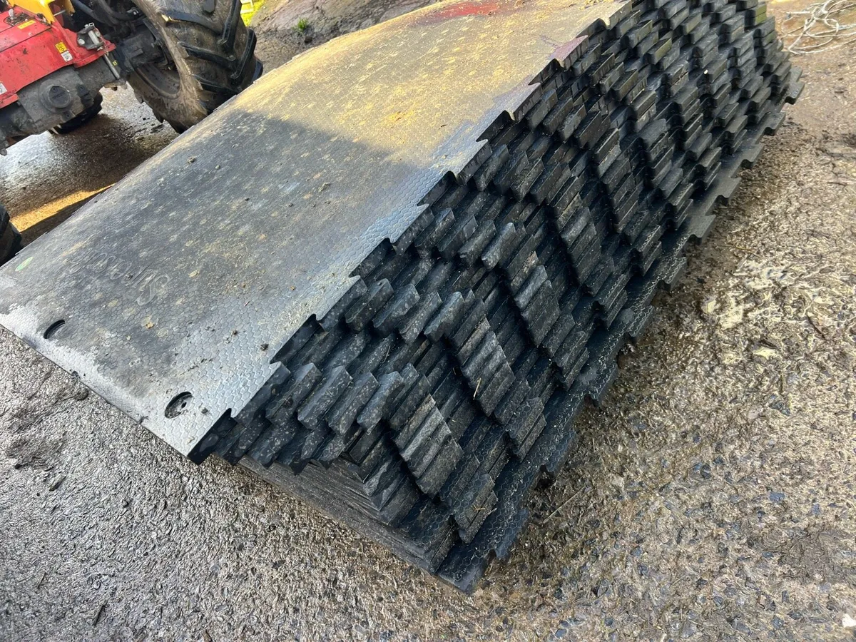 Supersoft interlocking mats - Image 2