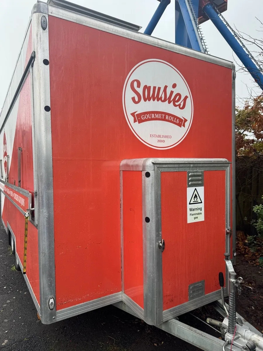 Butler’s food trailer - Image 3
