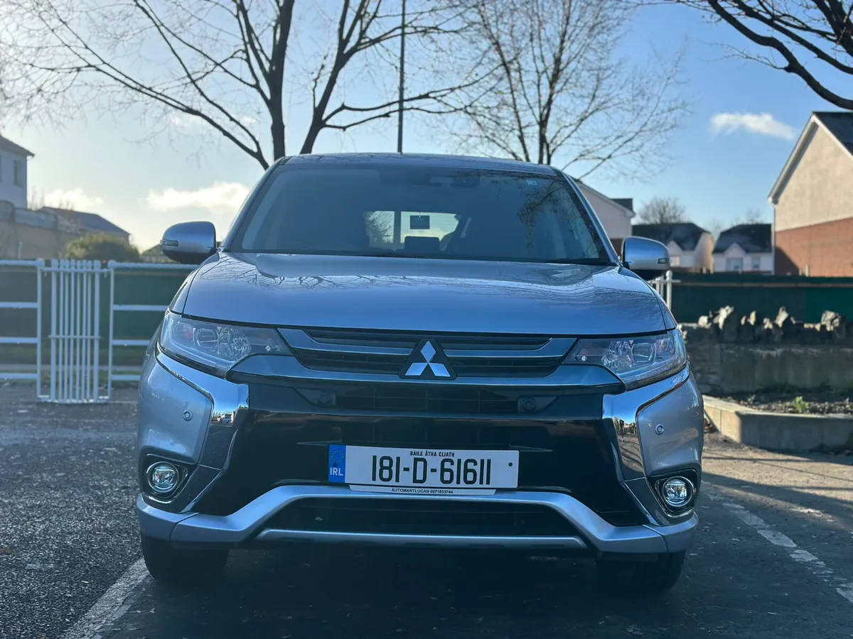 Mitsubishi Outlander 2018 Plug In Hybrid - Image 3