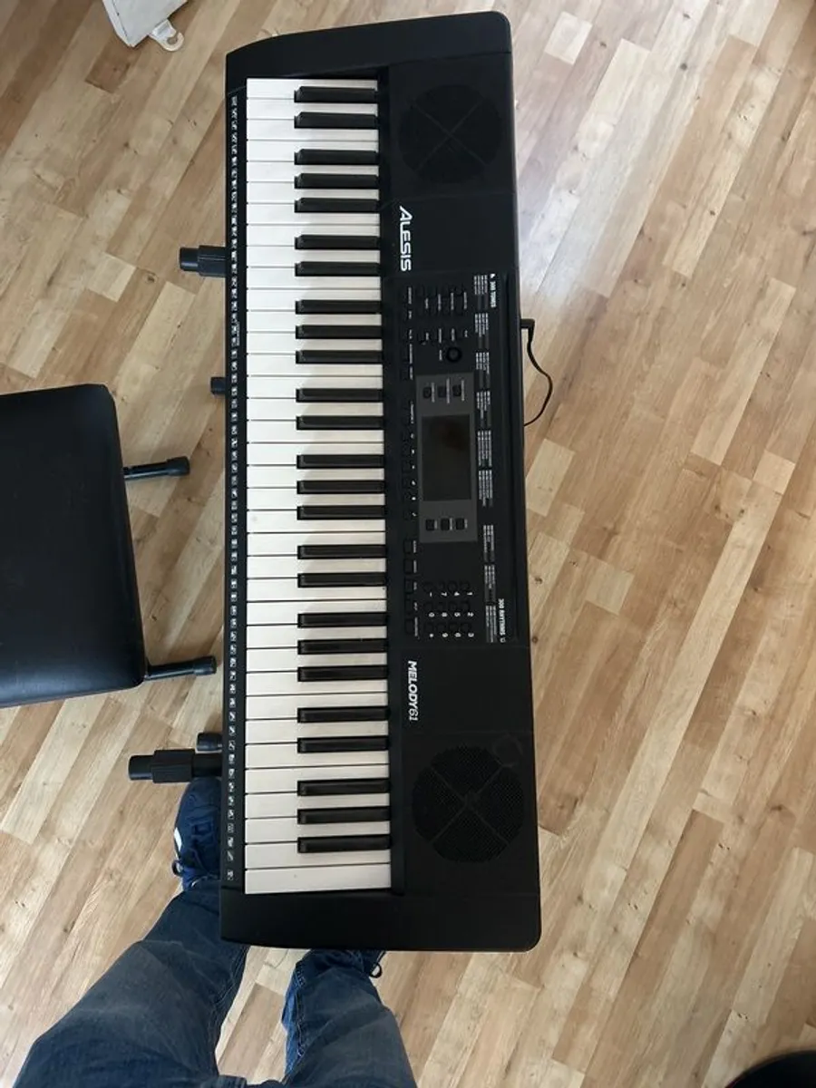 Keyboard with stand & stool - Image 2
