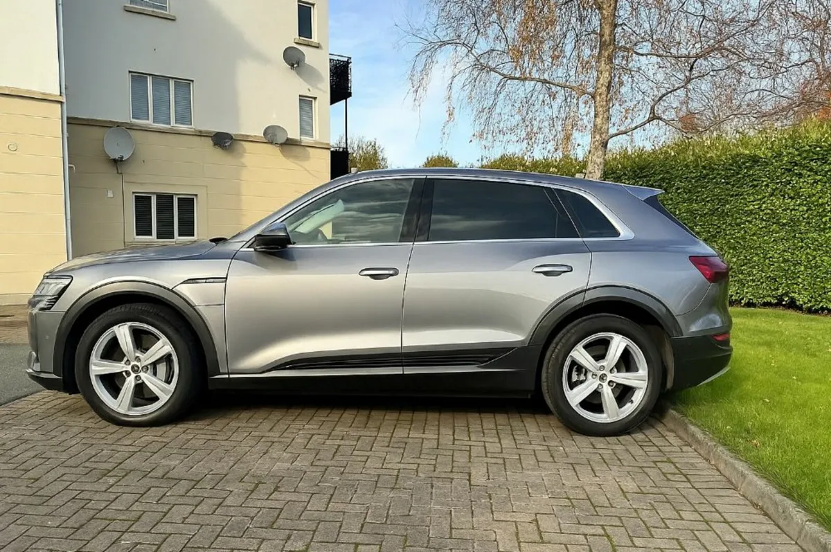 Audi e-tron 2021 55 Quattro S-Line - Image 1