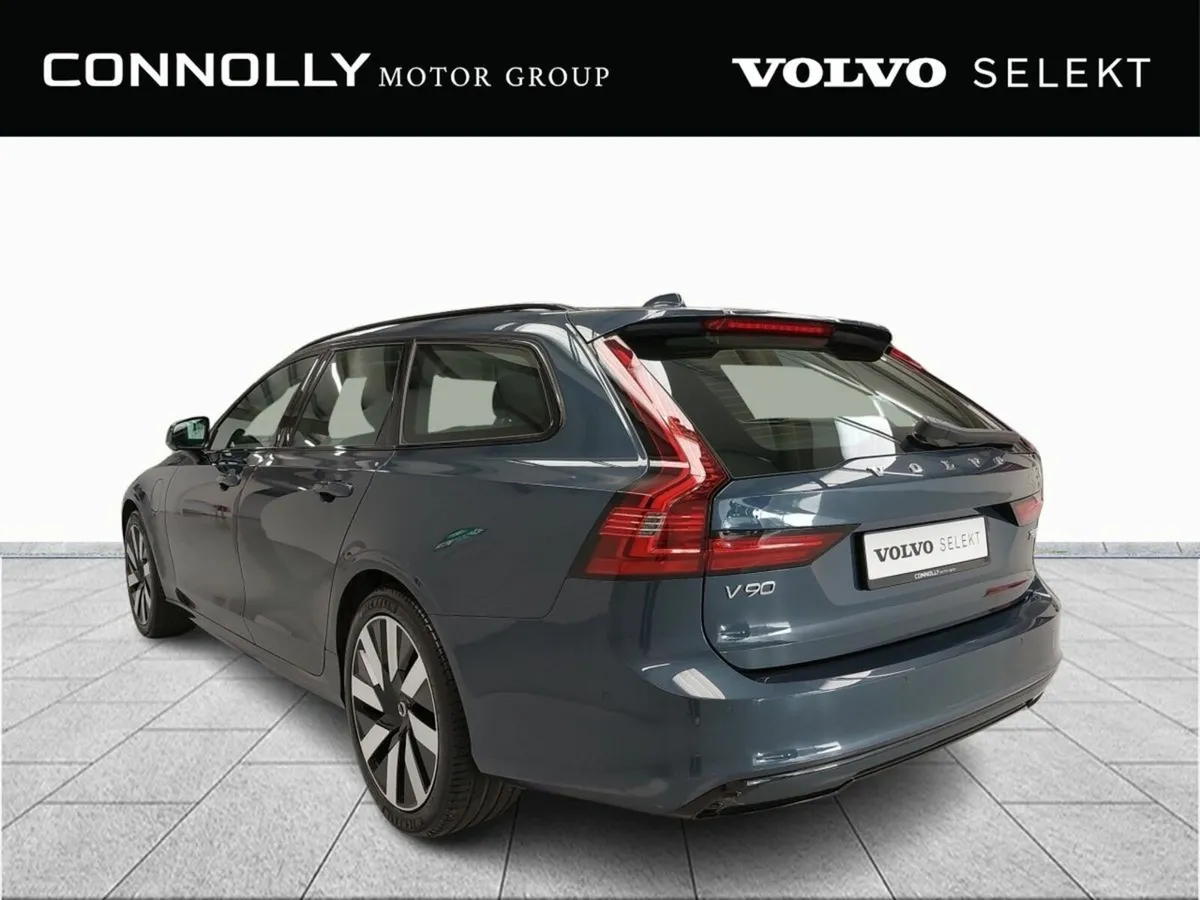 Volvo V90 Plus T6 PHEV - Image 4