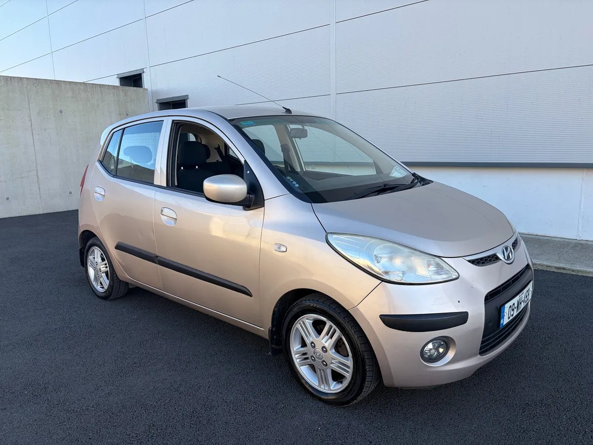 Hyundai i10 NEW NCT & TAX - Image 2