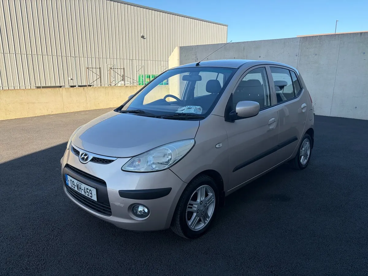 Hyundai i10 NEW NCT & TAX - Image 3