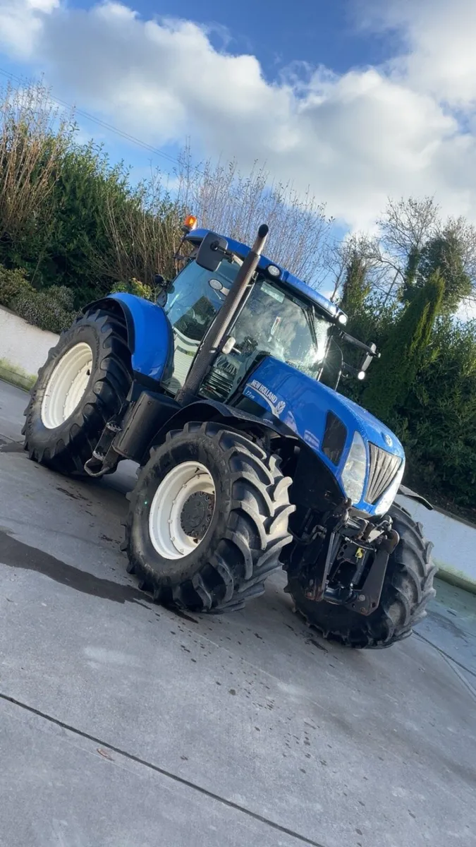 New Holland T7 235 - Image 1