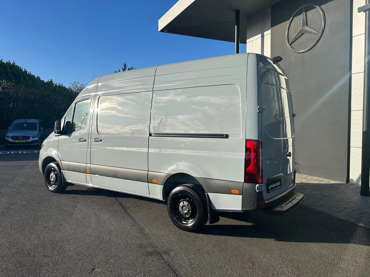 Mercedes-Benz Sprinter - Image 2