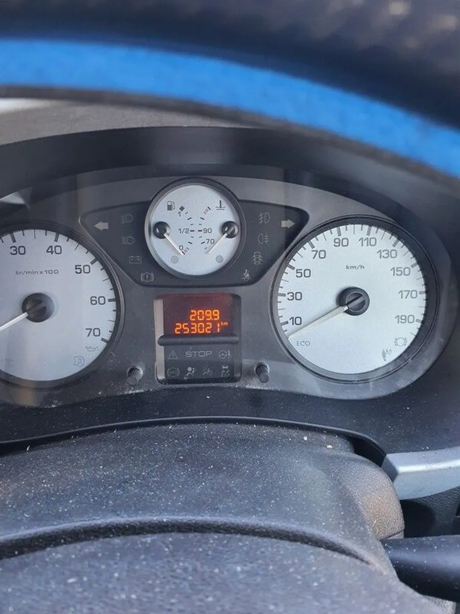 2013 Citroen Berlingo Multispace - Image 2