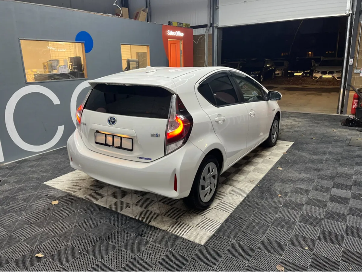 Toyota Aqua 2020 TOYOTA AQUA 1.5L PETROL / 97K KMS - Image 2