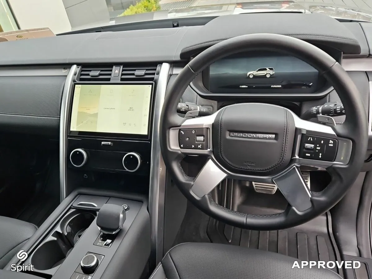 Land Rover Discovery 3.0 D HSE R Dynamic Commercia - Image 4