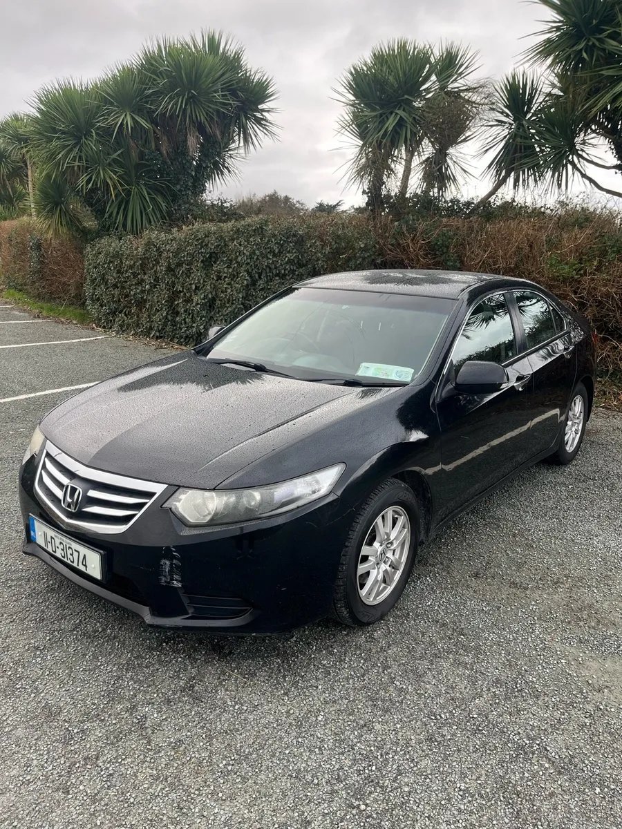 2011 Honda accord - Image 2