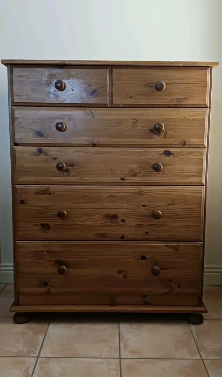 Chest of drawers - Image 1