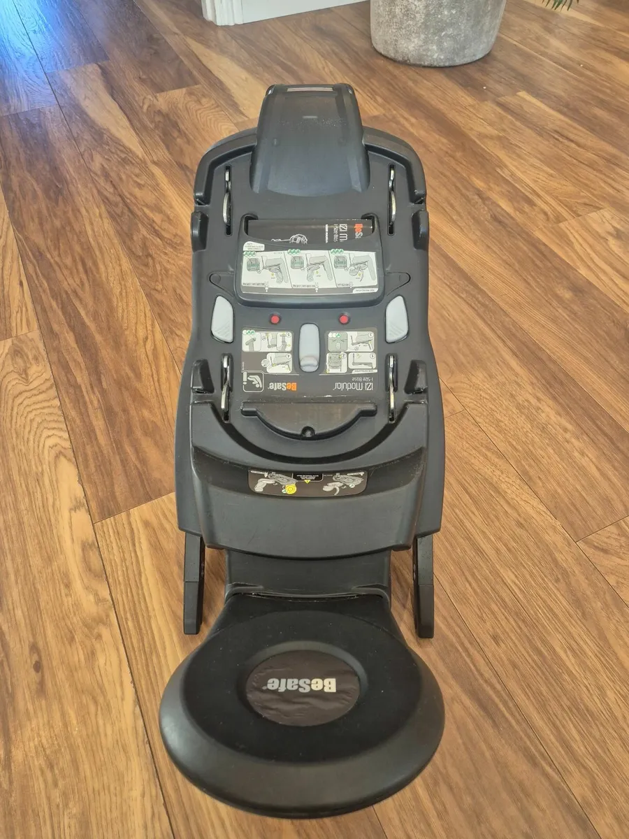 BeSafe iZi Modular i-Size base - Image 1