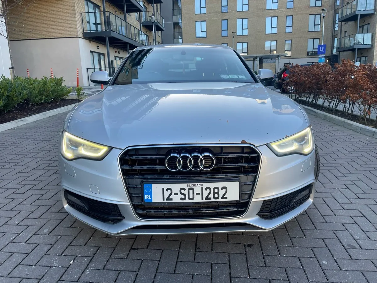 AUDI A5 2.0 TDI FACTORY S-LINE 2012 !  6750€ - Image 2