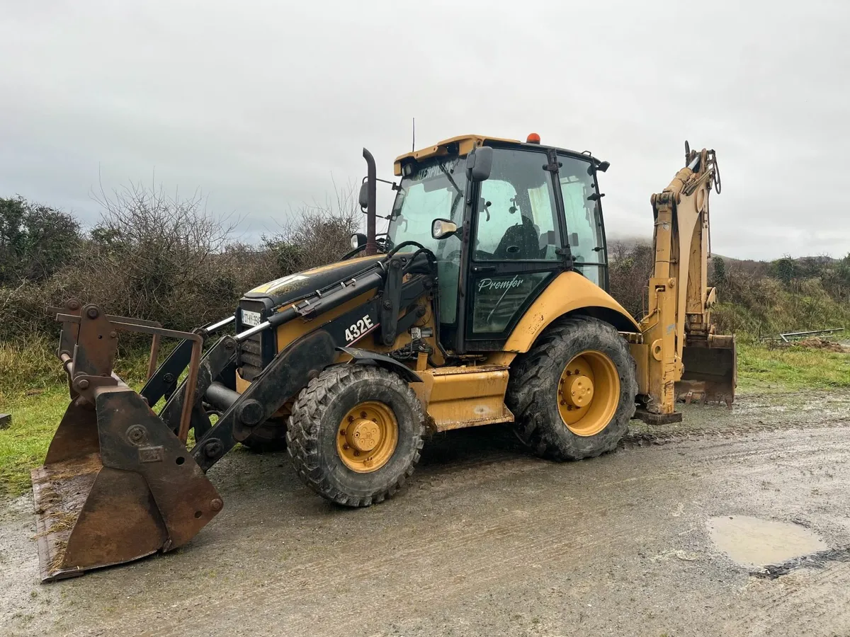 07 CAT 432E - Image 1