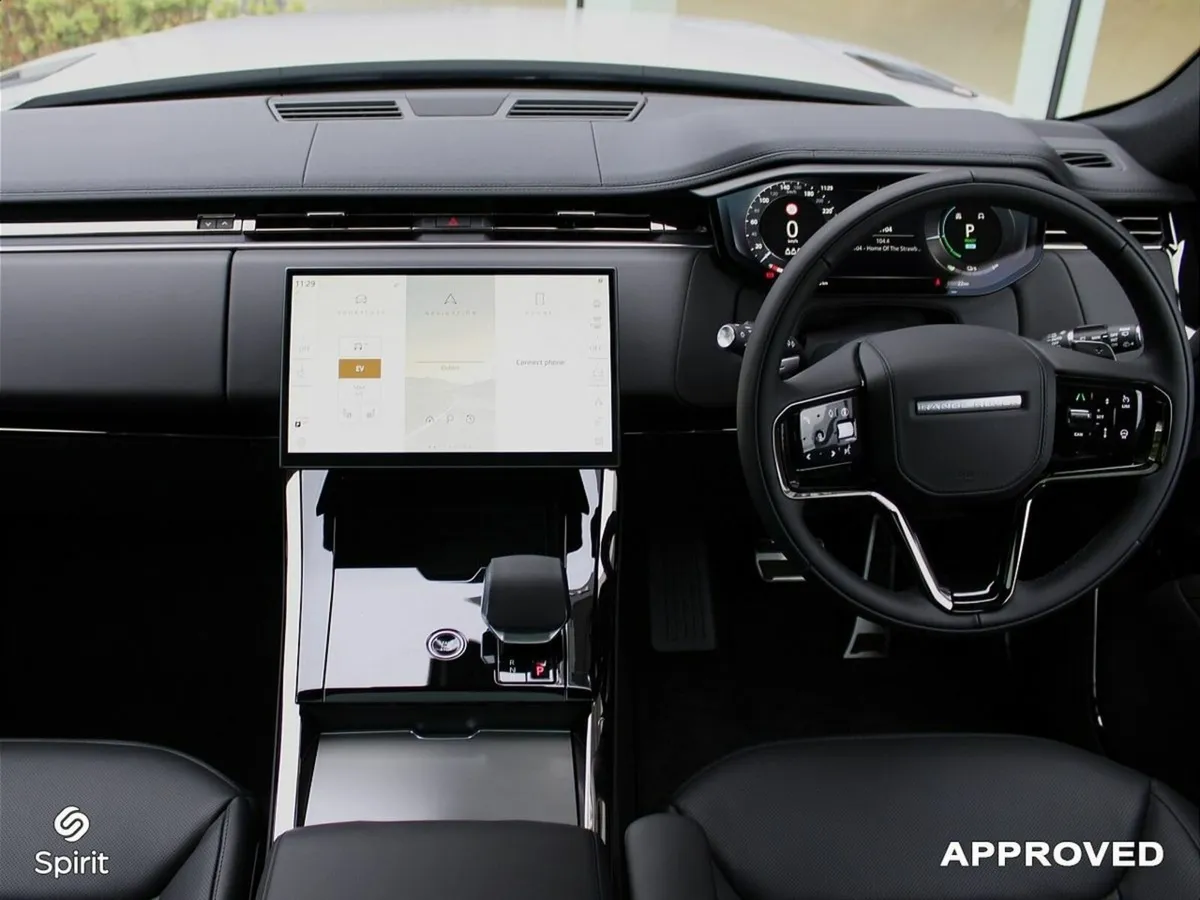 Land Rover Range Rover Sport 3.0 PHEV SE Dynamic - Image 4
