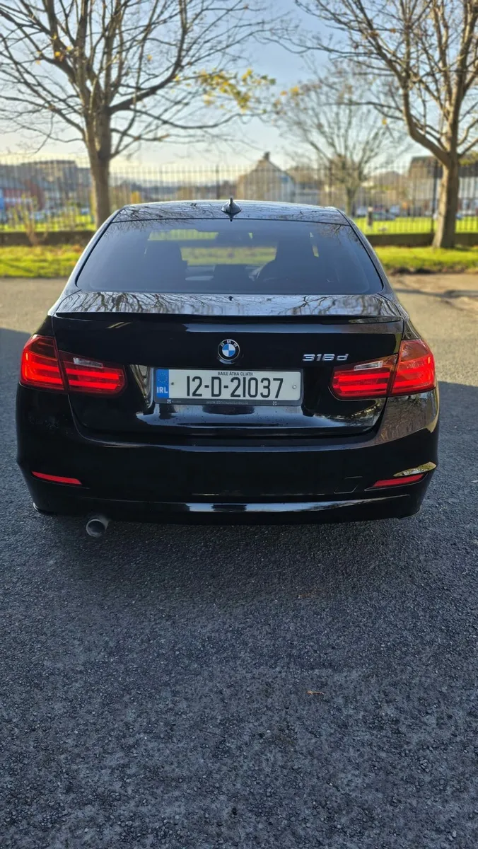 BMW 3 Series 316D - Image 2