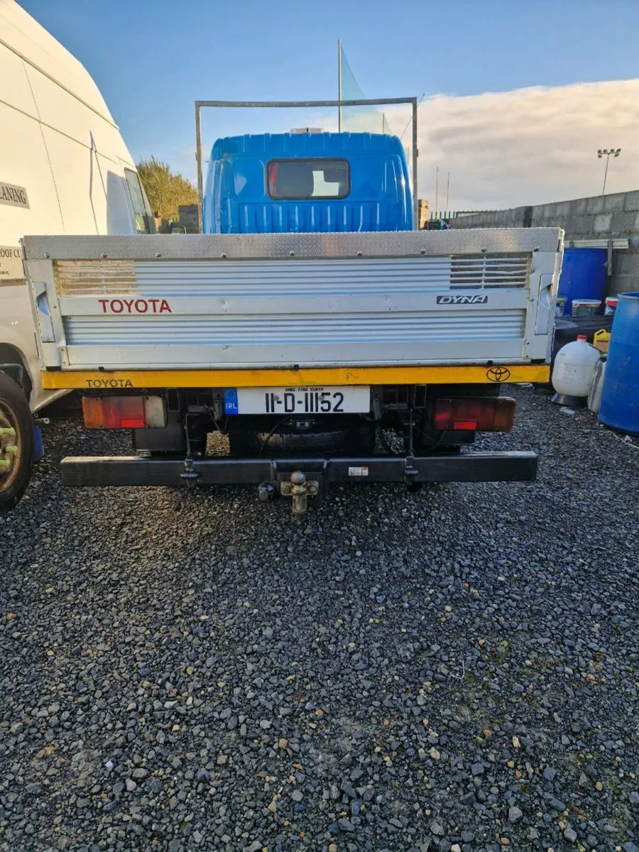 Toyota dyna - Image 4