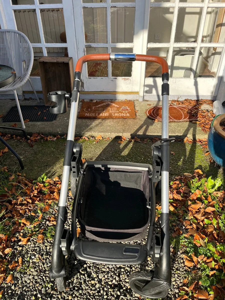 Silver Cross Chassis - Image 2