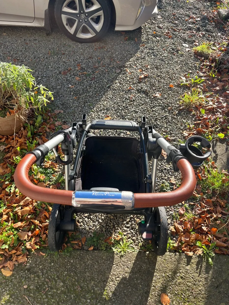 Silver Cross Chassis - Image 3