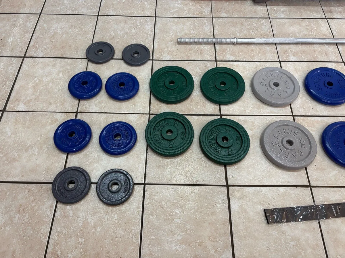 LARGE METAL WEIGHTLIFTING SOLID PLATES + BARS SET! - Image 2