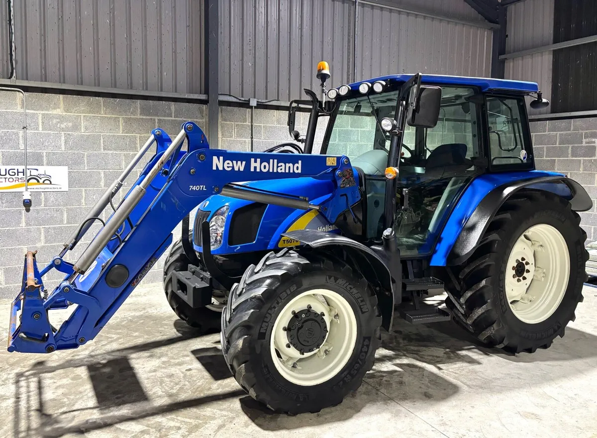 NEW HOLLAND T5070 c/w Loader - Image 1