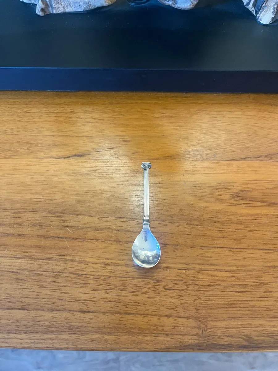 1928 Sheffield Silver Coffee Spoon - Image 2