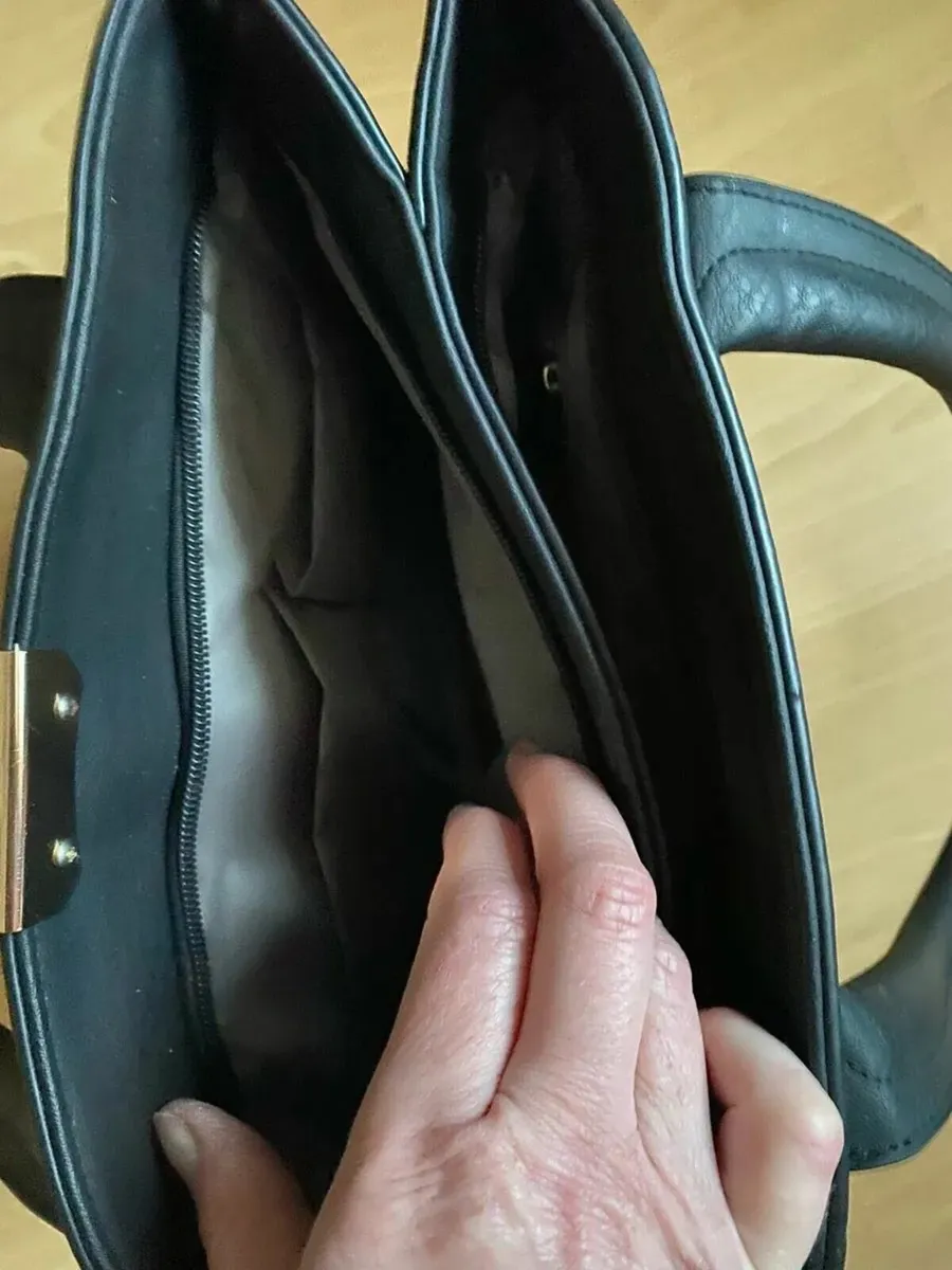 Ladies Handbag - Image 4