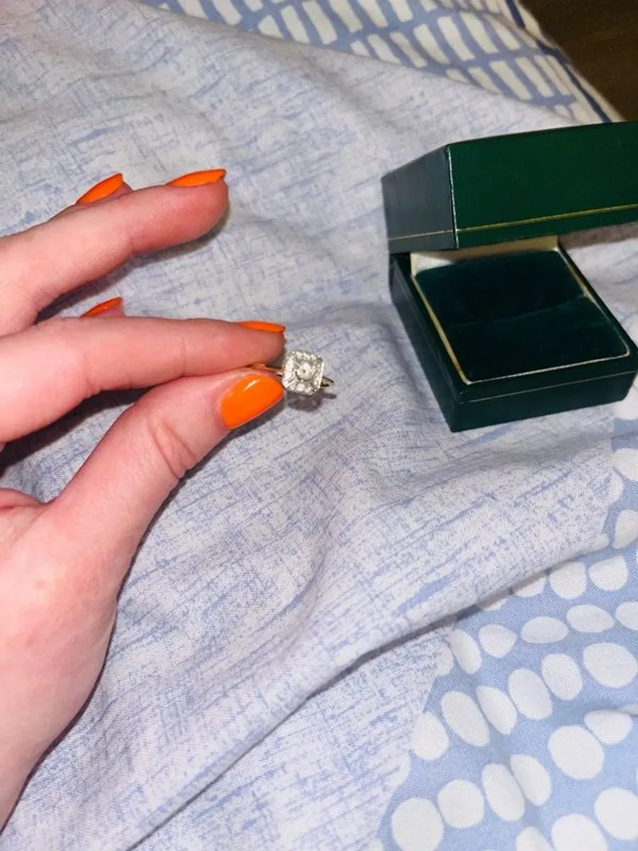 Gold ring for sale - Image 2