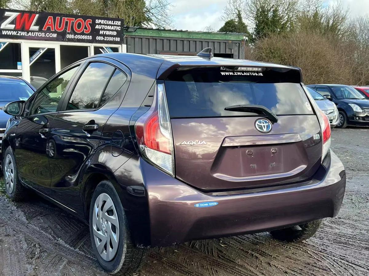 16 TOYOTA AQUA PUSH START - Image 4