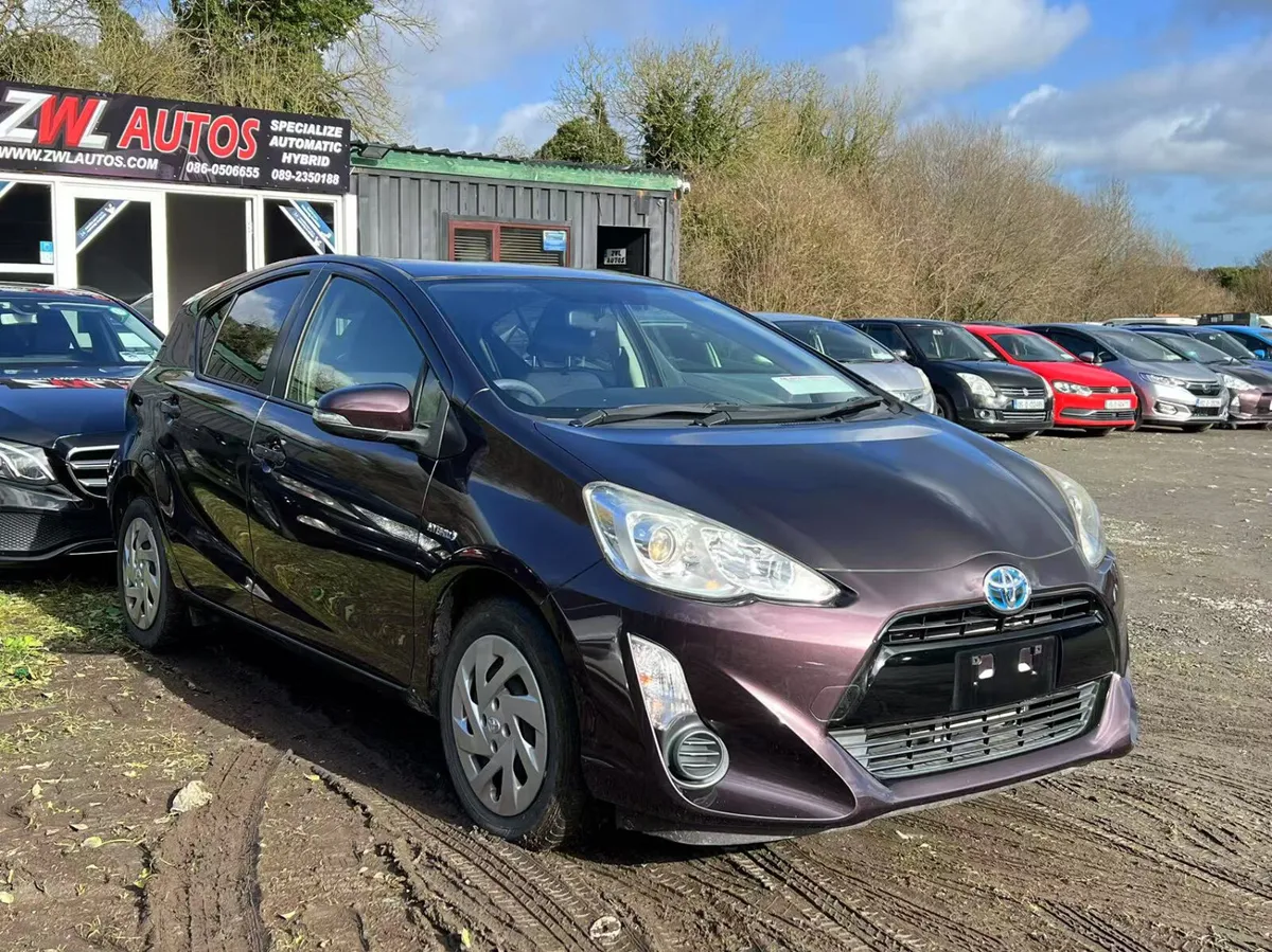 16 TOYOTA AQUA PUSH START - Image 3