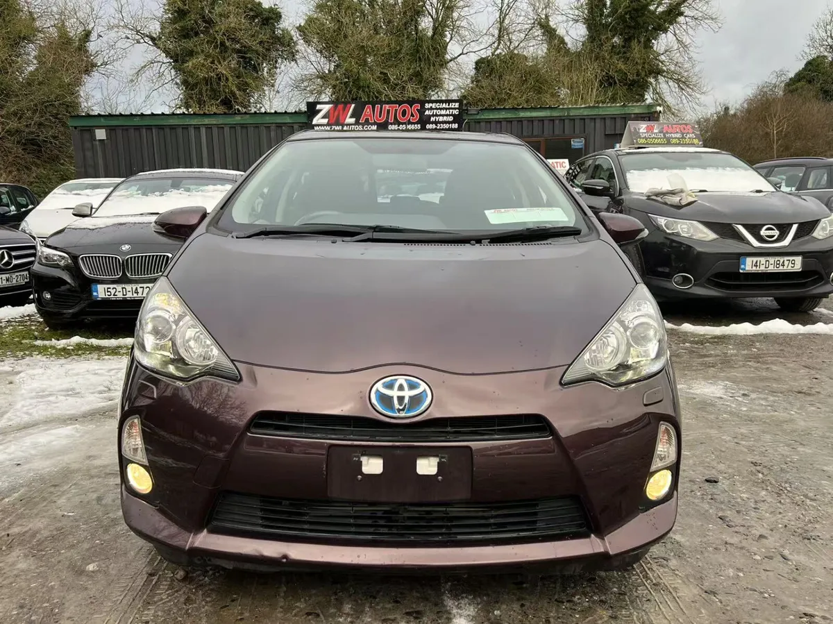 14 TOYOTA AQUA PUSH START - Image 3