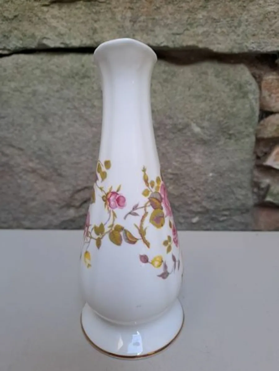 Royal Tara vase - Image 4