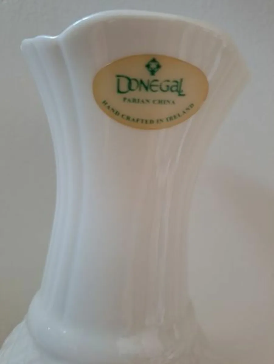 Donegal Parian vase - Image 4