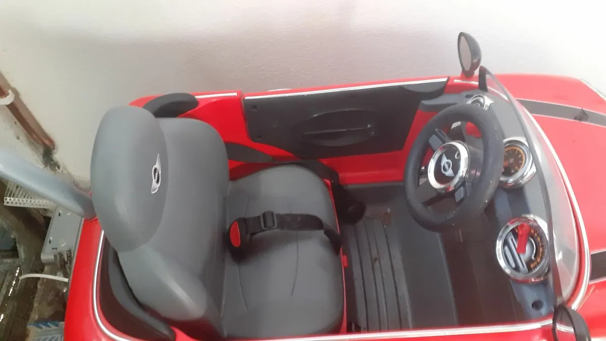 Toy push along Mini Cooper - Image 2