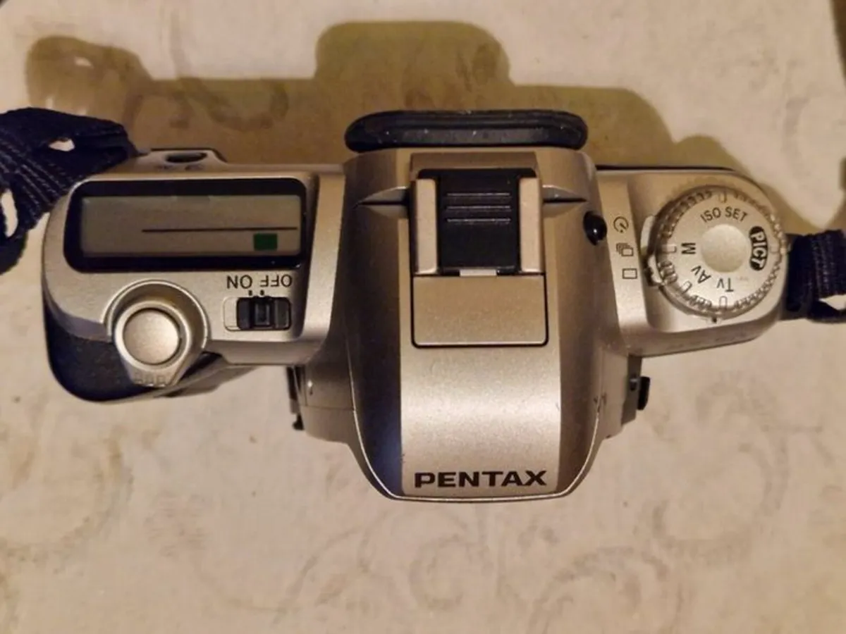 Pentax MZ-50 SLR Film Camera - Image 4