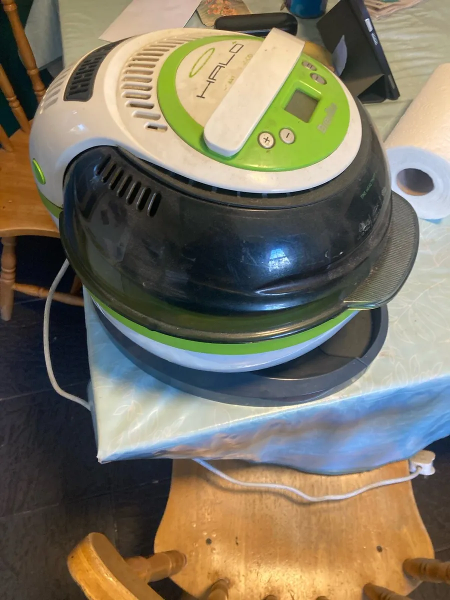 Halo electric oven cooker and roaster. - Image 1