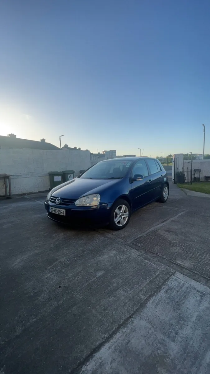 Volkswagen Golf 2007 1.4L - Image 3