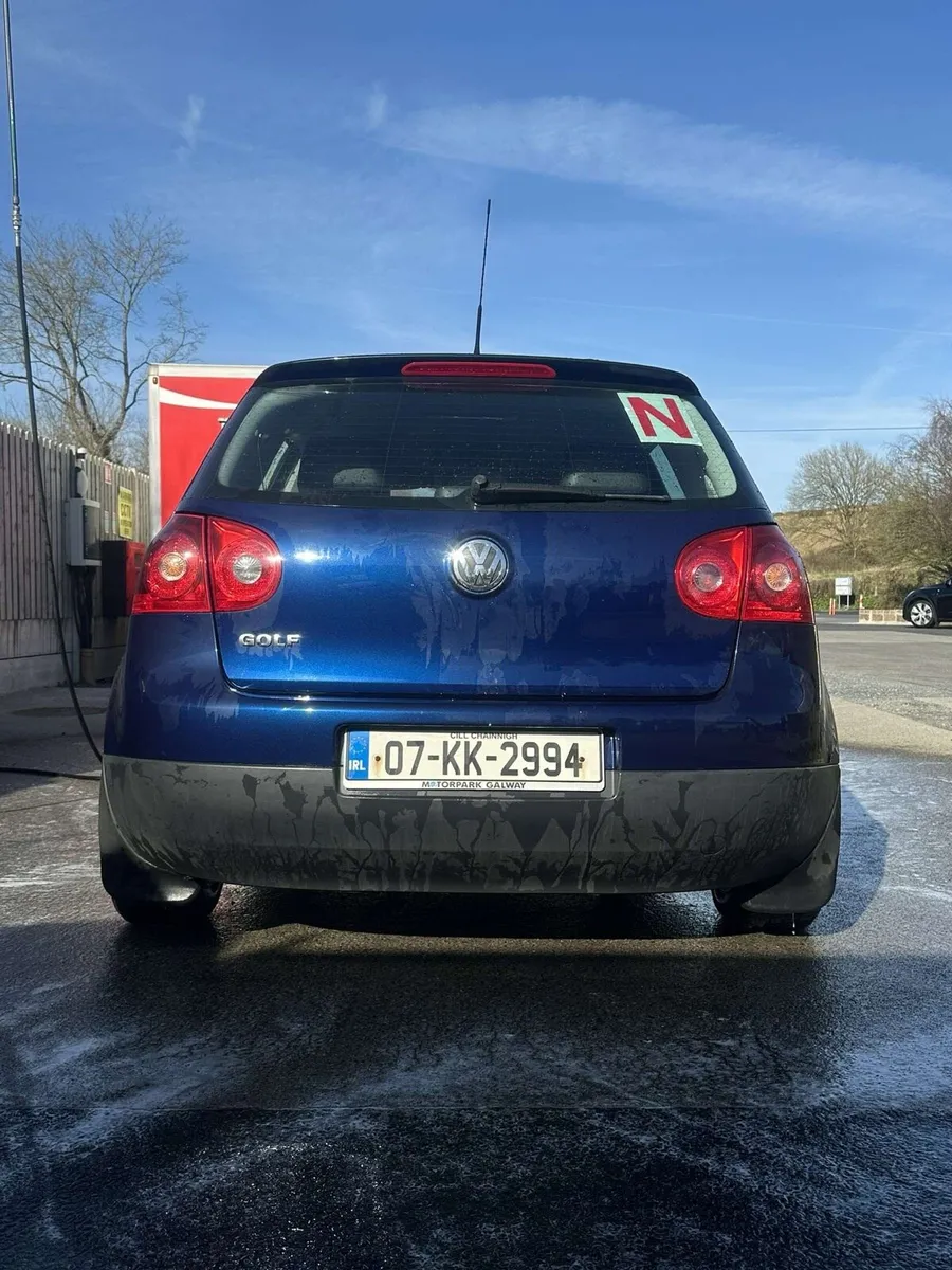 Volkswagen Golf 2007 1.4L - Image 4